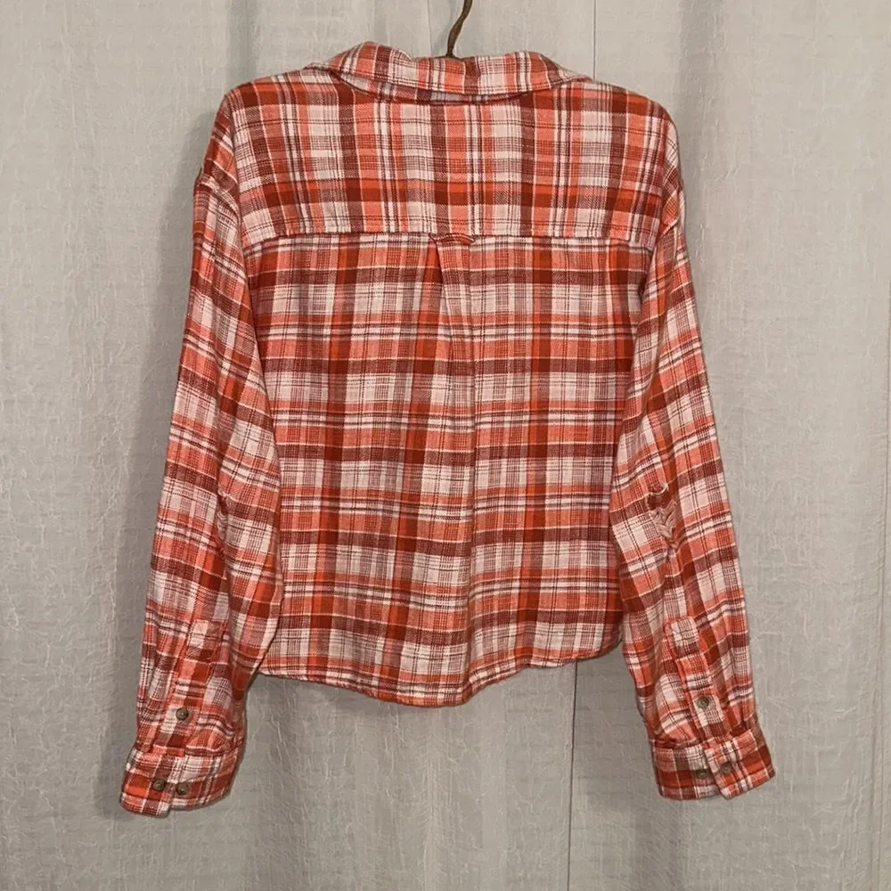 AE L Gorgeous Orange Plaid High Low Cropped Flannel Shirt Distressed Elbows
